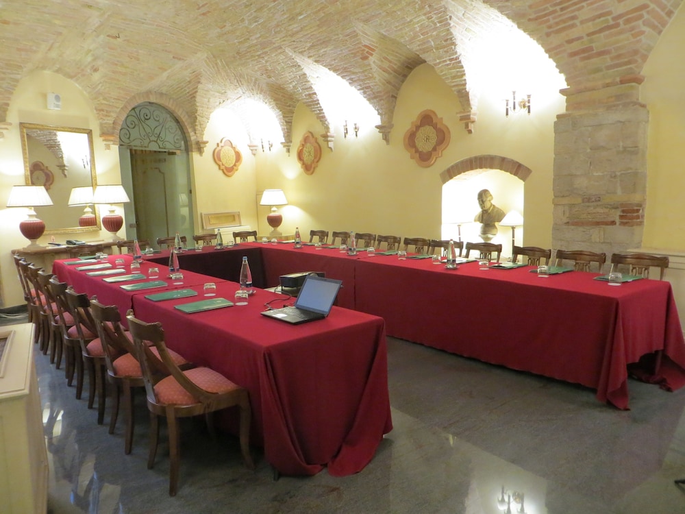 

Catania - Todi - Hotel Fonte Cesia