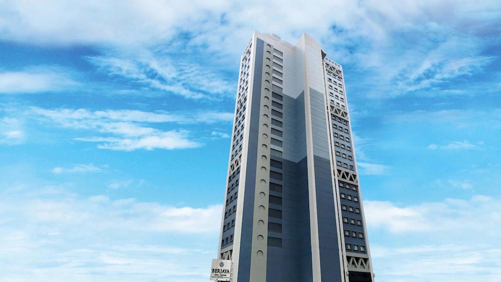 

Milano - Manila - Berjaya Makati Hotel