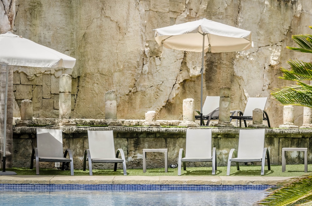 

Milano - Calafell - Exe Cunit Suites & Spa