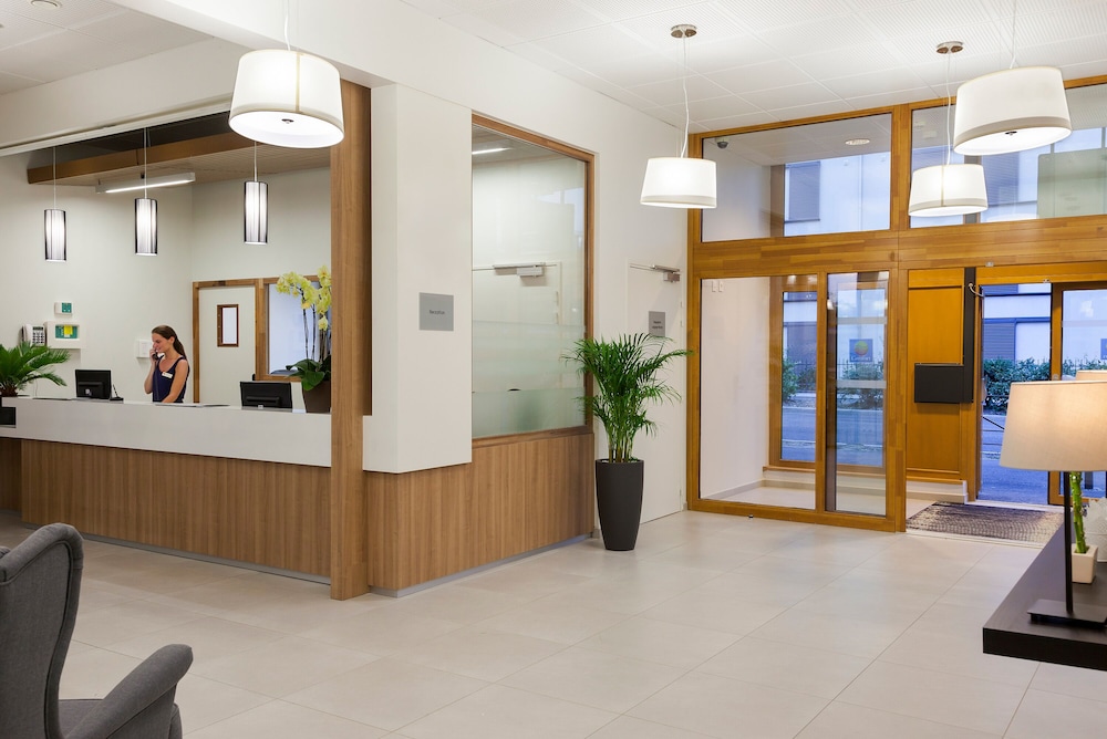 

Catania - Ginevra - Nehô Suites Porte de Genève - Gare Annemasse