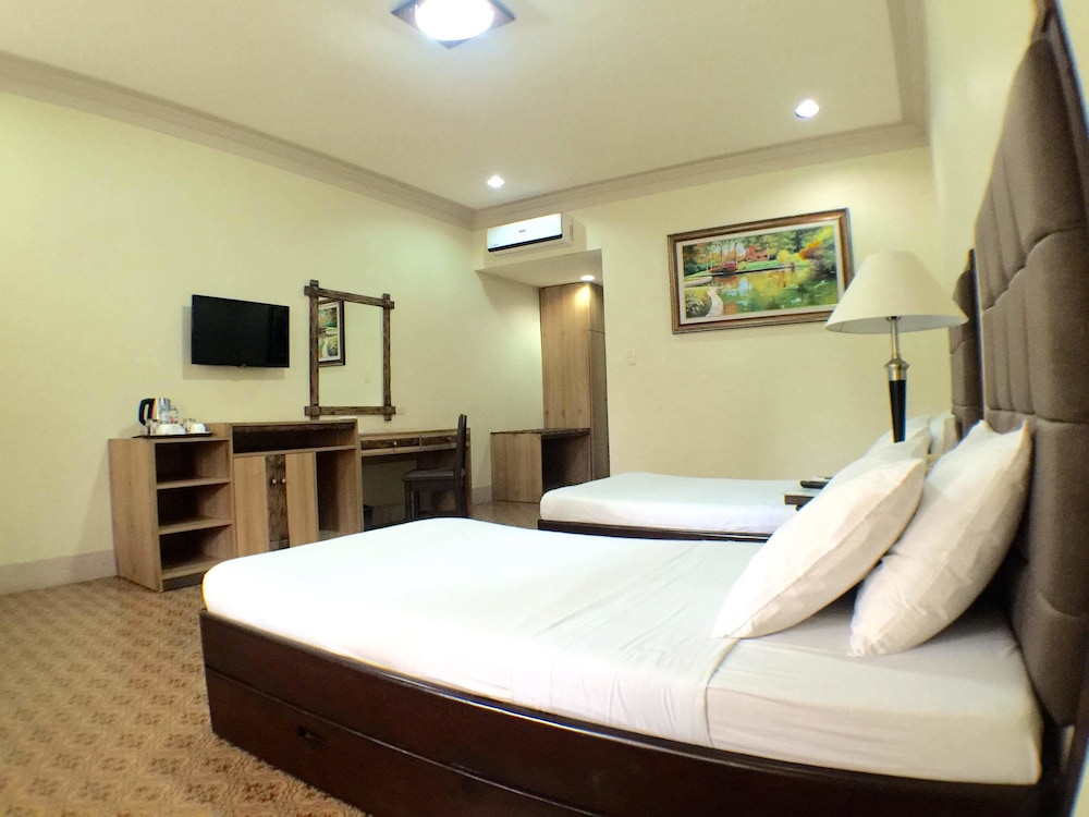 

Milano - Tagbilaran - Bohol Tropics Resort