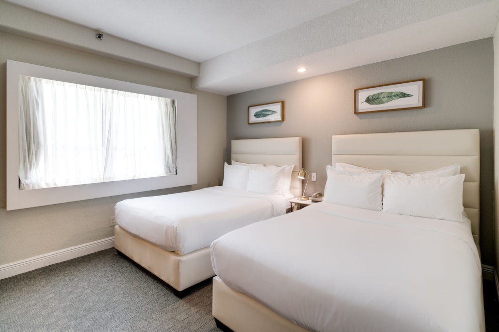 

Firenze - Miami Beach (FL) - Crest Hotel Suites