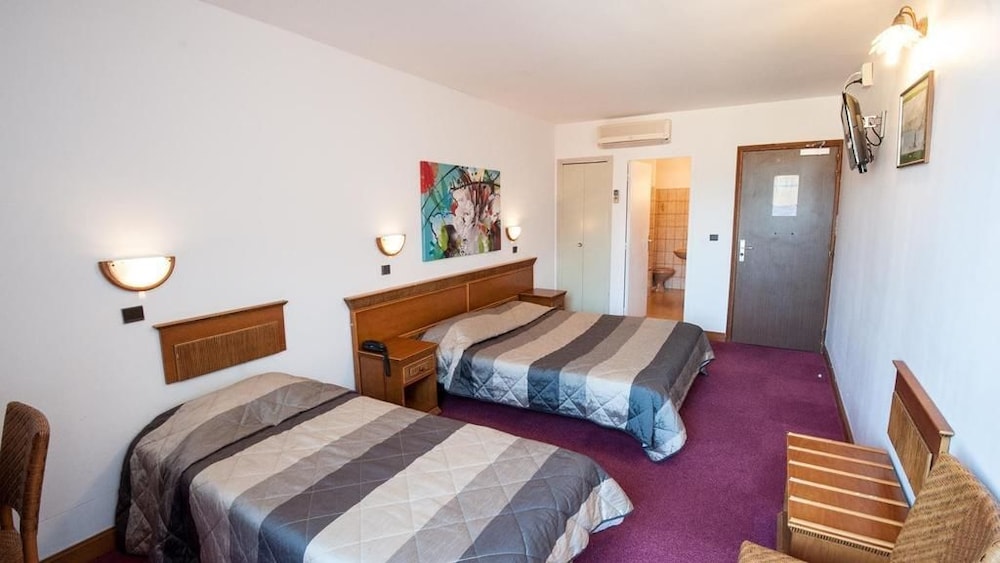 

Napoli - Porto - Hotel Kalliste