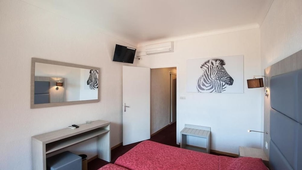 

Milano - Porto - Hotel Kalliste