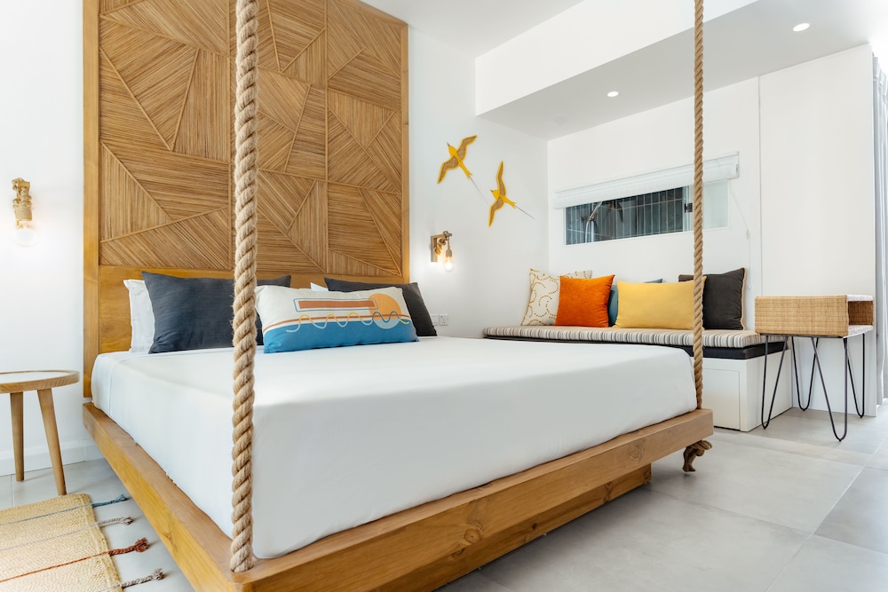 

Roma - Poste Lafayette - Sunrise Attitude (Adults Only)
