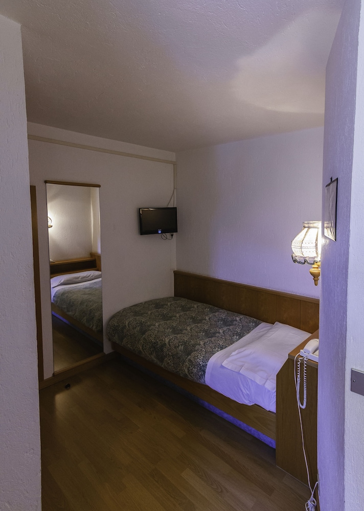 

Olbia - La Thuile - Hotel Ottoz Meublé