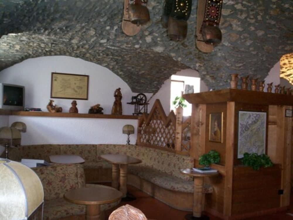 

Napoli - Courmayeur - Hotel Ottoz Meublé