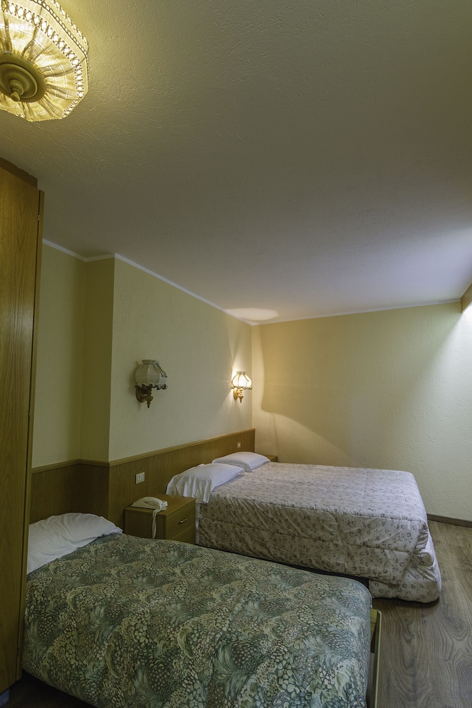 

Olbia - La Thuile - Hotel Ottoz Meublé