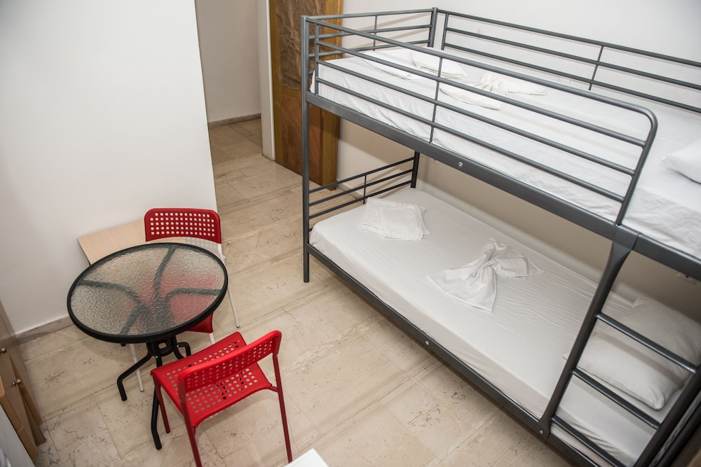

Roma - Mikros Gialos - Summer Bed Nydri