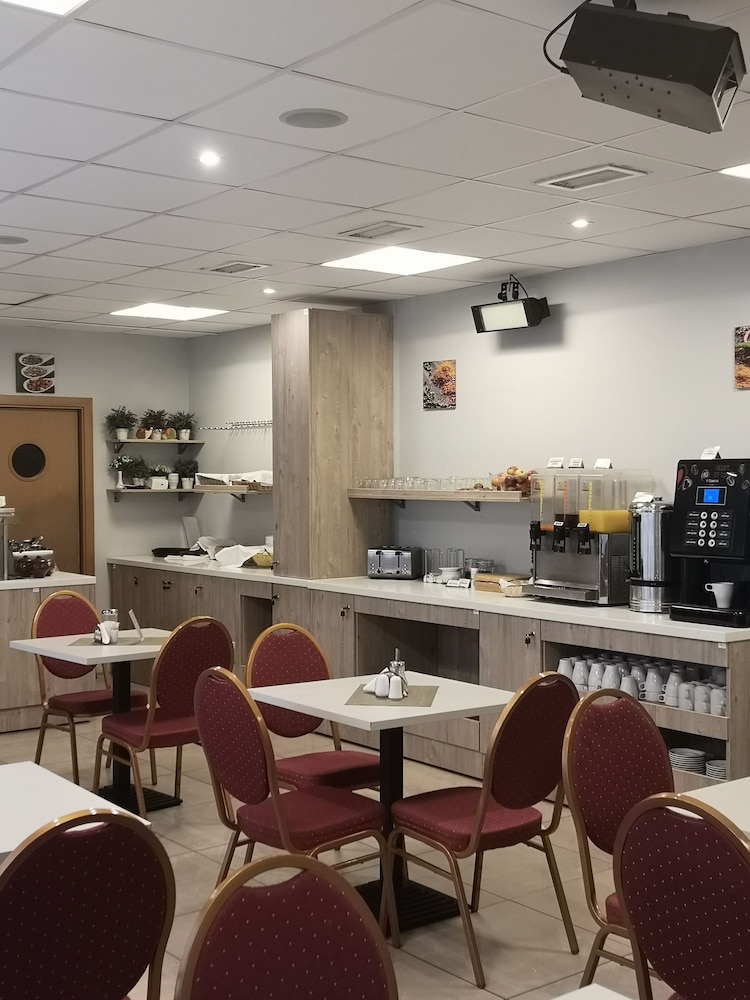 

Bari - Riga - Hotel BEST with FREE PARKING