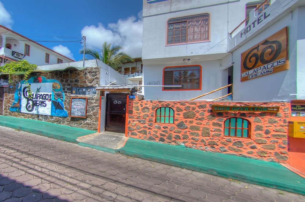 

Milano - Puerto Ayora - Galapagos Dreams