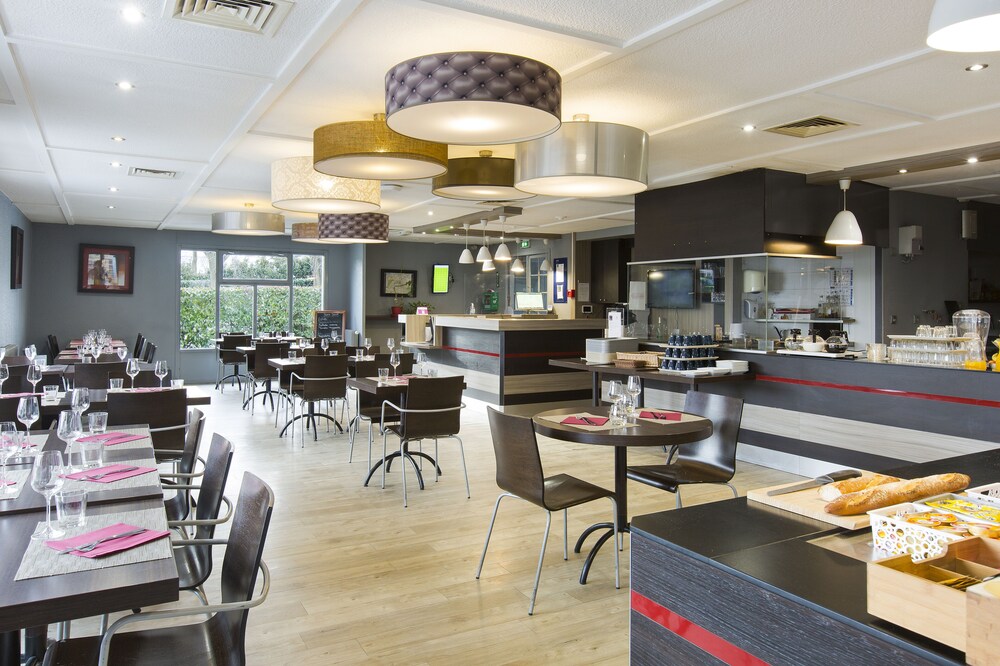 

Ancona - Paris Orly - Comfort Hotel ORLY-RUNGIS