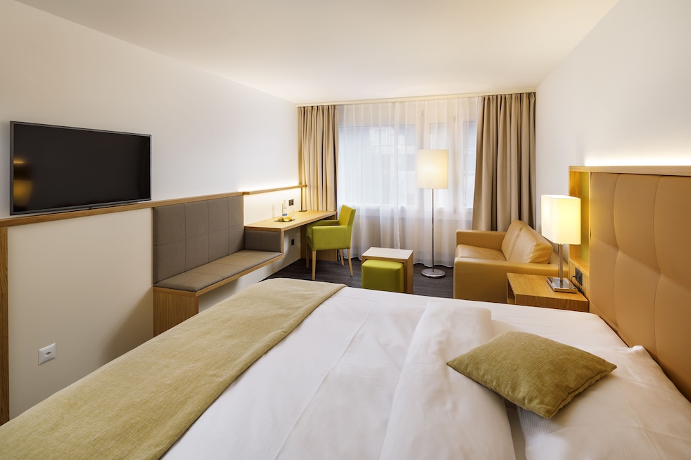 

Roma - Baden, Switzerland - Ramada by Wyndham Baden Hotel du Parc