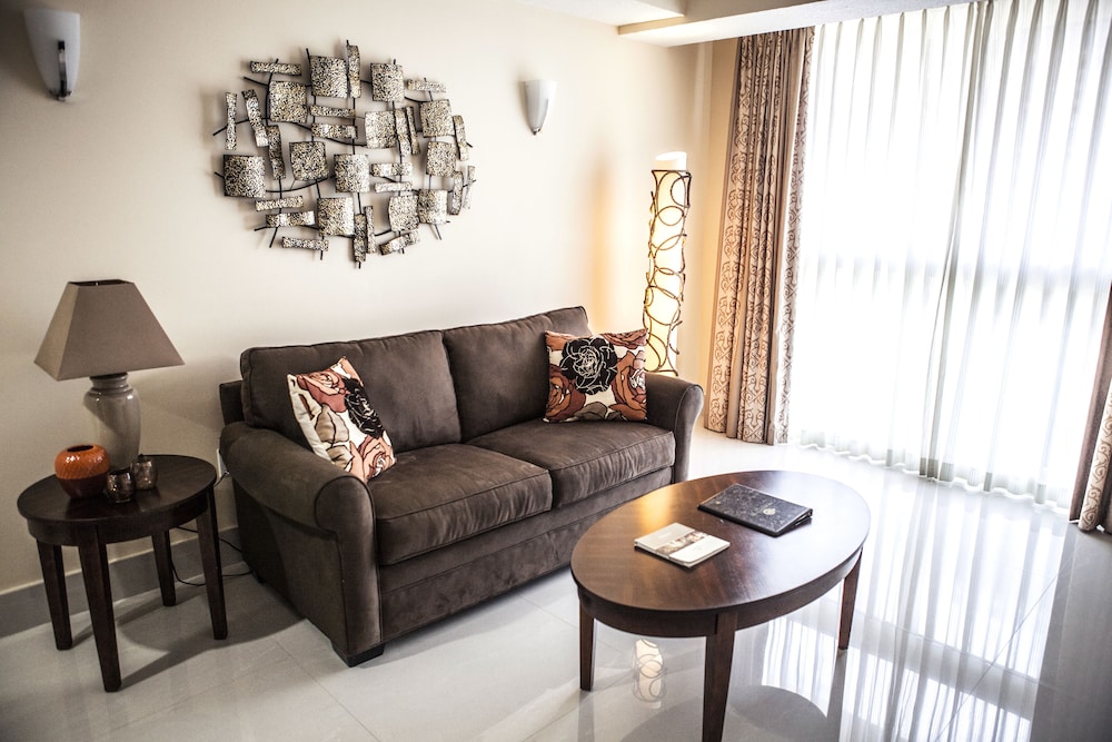 

Bari - Key Biscayne - The Mutiny Luxury Suites Hotel