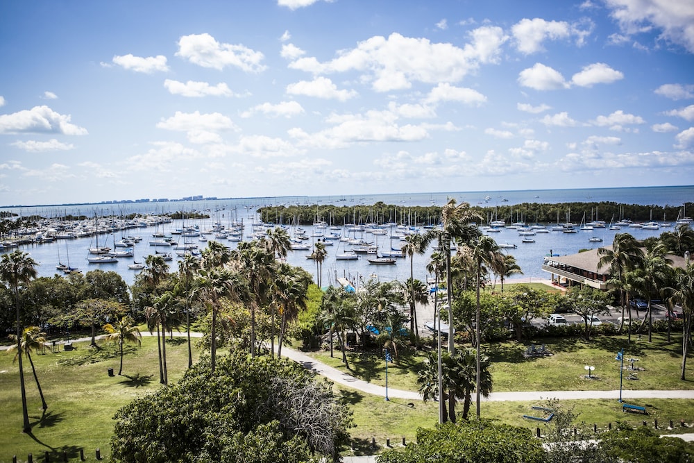 

Bologna - Key Biscayne - The Mutiny Luxury Suites Hotel