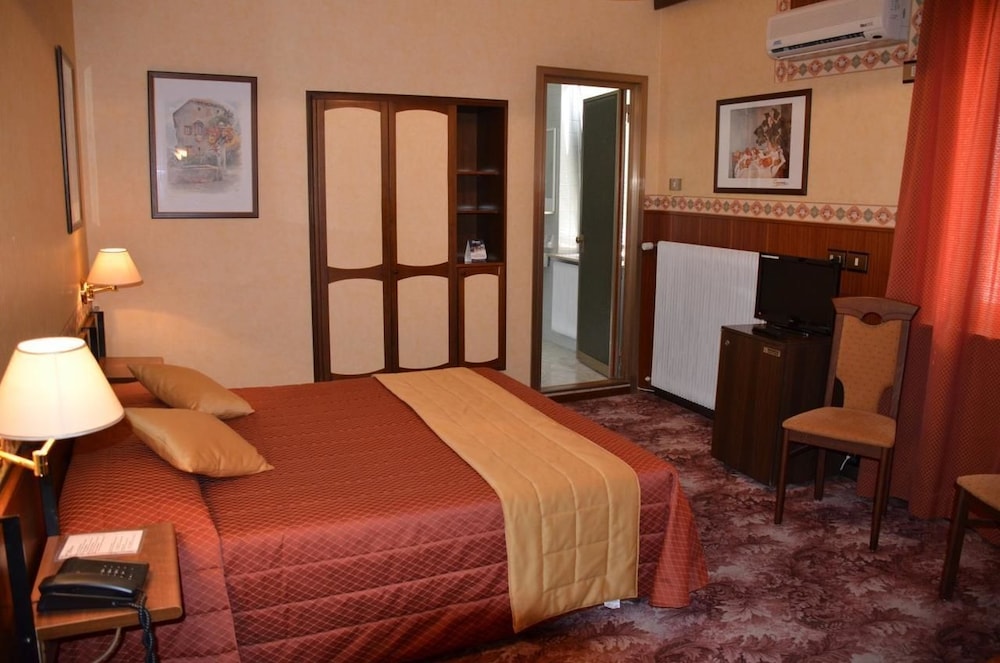 

Roma - Trieste - Hotel Milano