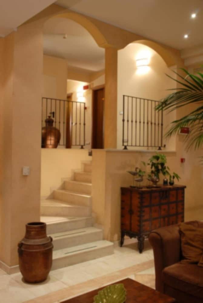 

Bari - Calderara di Reno - Hotel Del Borgo
