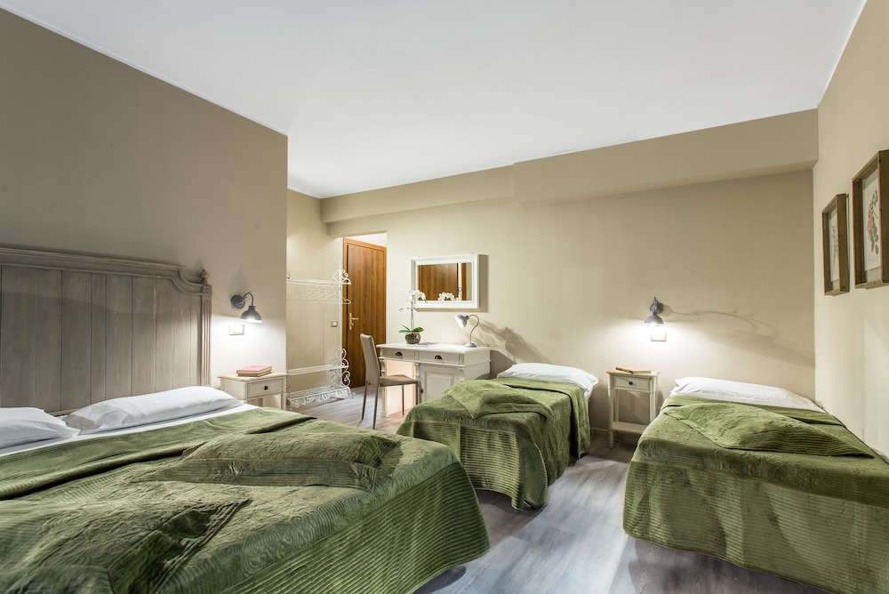 

Palermo - Bologna - Hotel Del Borgo