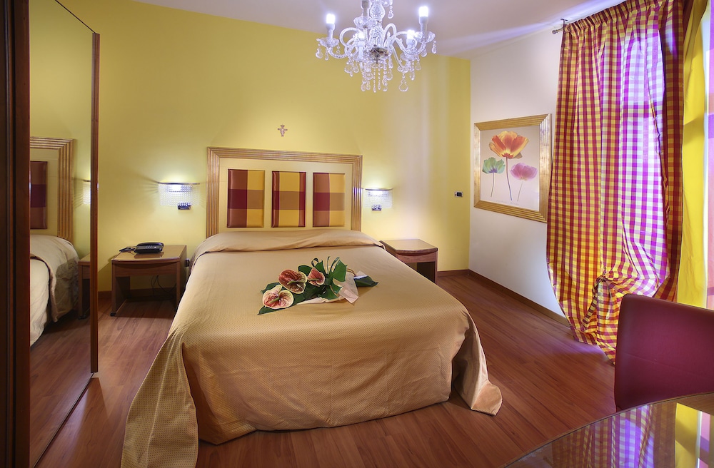 

Roma - Montecatini Terme - Hotel Nuovo Savi