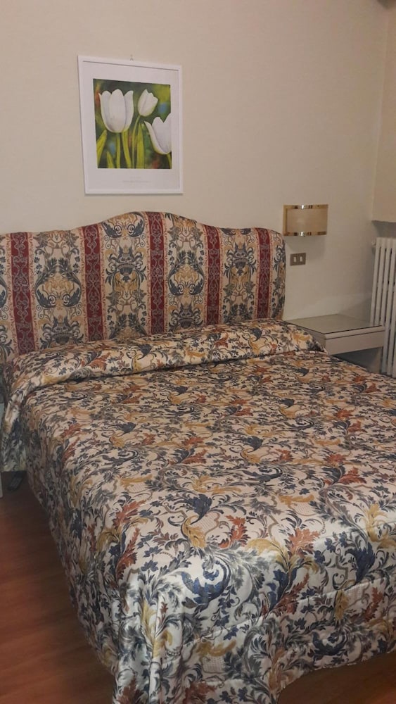 

Lamezia Terme - Montecatini Terme - Hotel Nuovo Savi