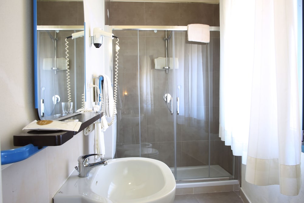 

Palermo - Pistoia - Hotel Nuovo Savi