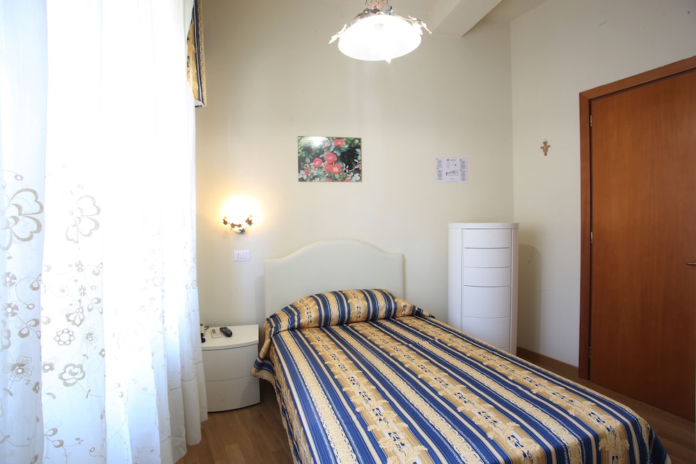 

Verona - Montecatini Terme - Hotel Nuovo Savi