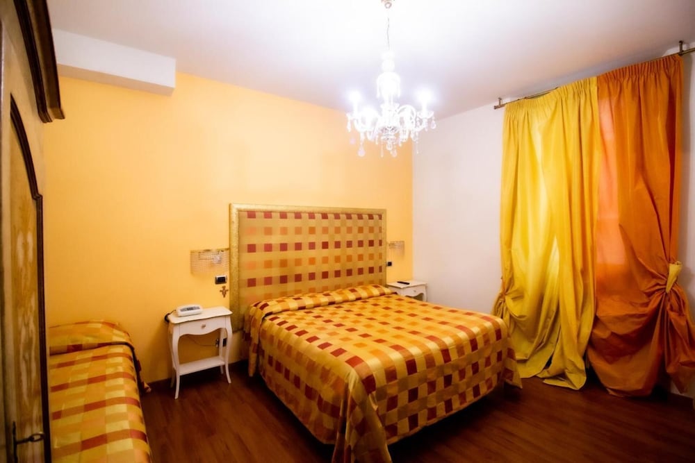 

Bologna - Pistoia - Hotel Nuovo Savi