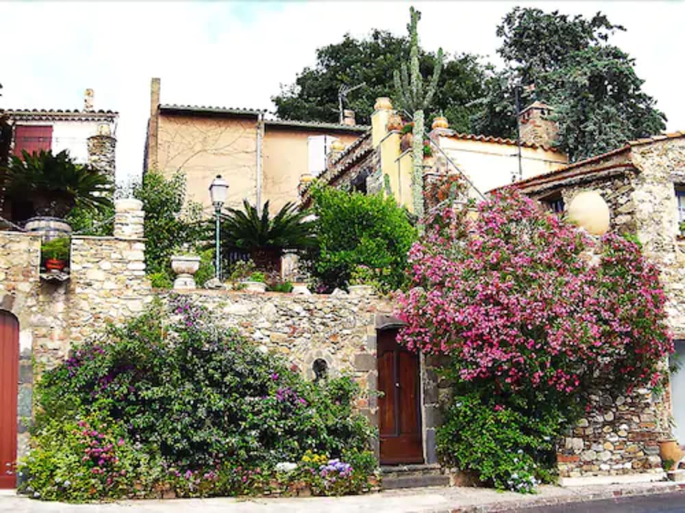 

Napoli - Saint-Tropez - SOWELL HÔTELS Saint Tropez