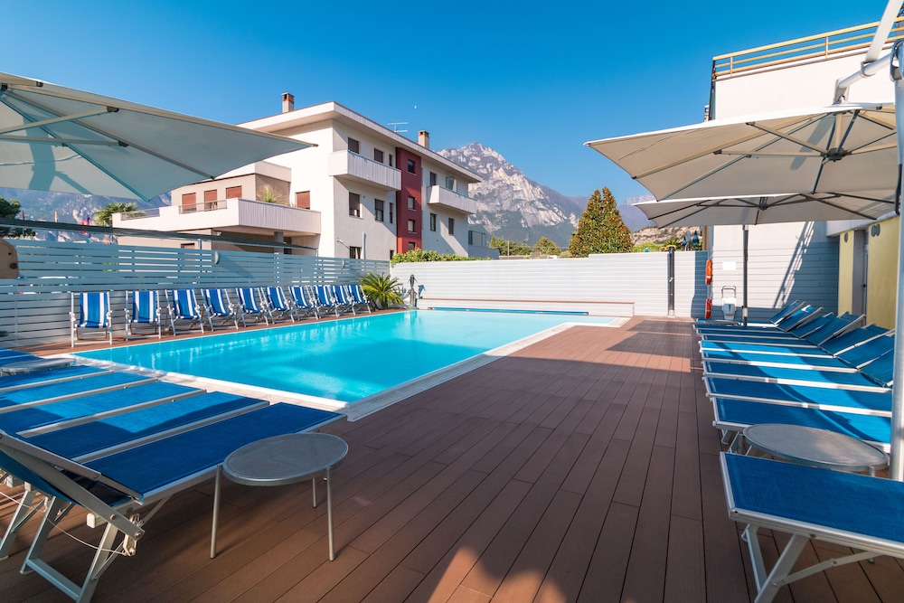 

Milano - Limone sul Garda - Hotel Miorelli
