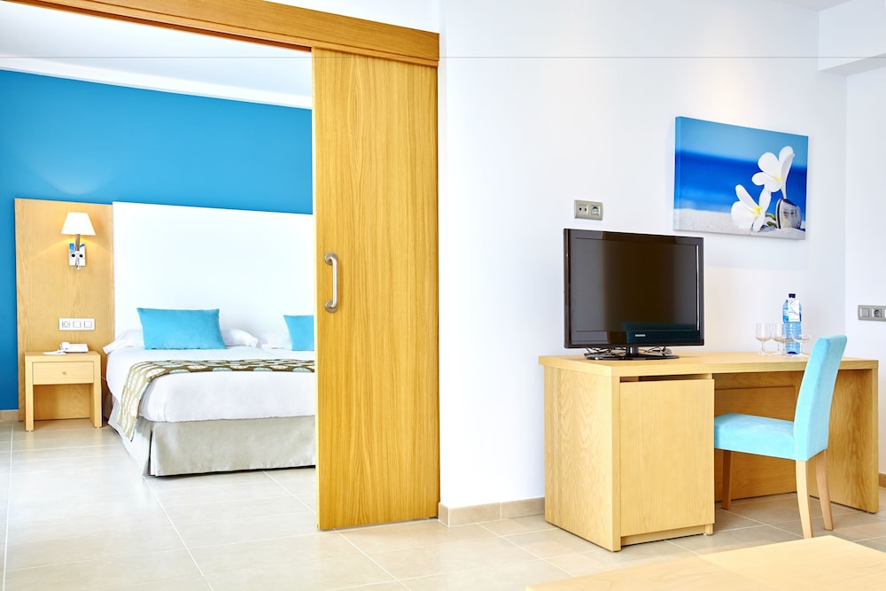 

Trieste - Colonia Sant Jordi - Universal Hotel Marqués