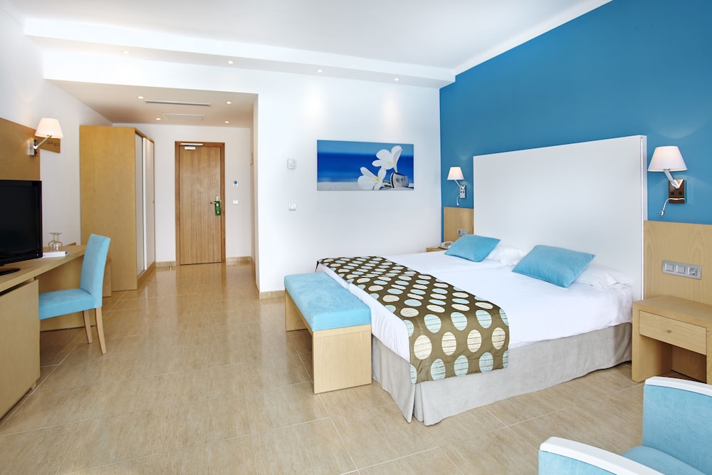 

Trieste - Colonia Sant Jordi - Universal Hotel Marqués