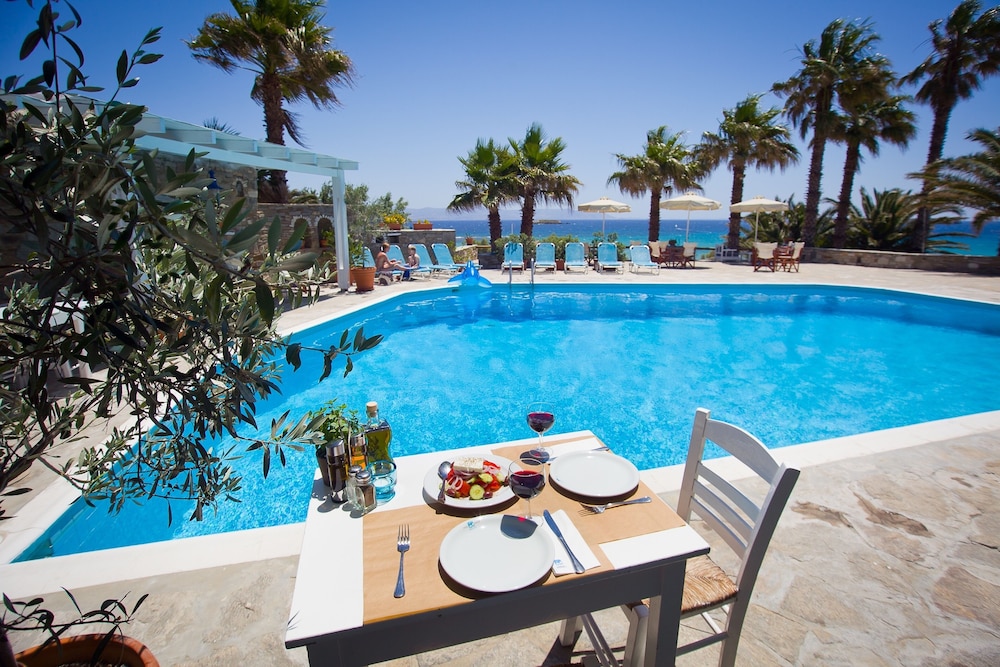 

Roma - Drios - Paros Philoxenia