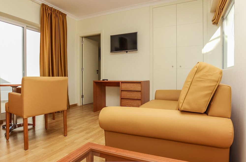 

Roma - Armacao de Pera - Lagoa Hotel
