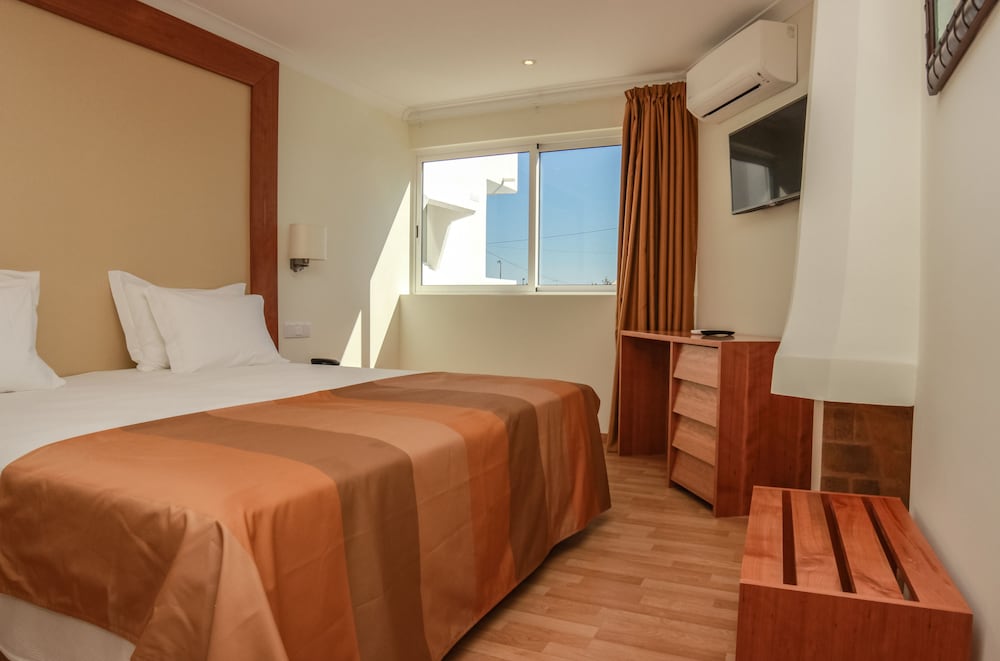 

Catania - Armacao de Pera - Lagoa Hotel