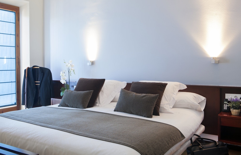 

Milano - Figueres - Hotel Empordà