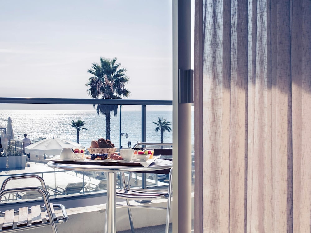 

Roma - Antibes - Juan Les Pins - Mercure Villeneuve Loubet Plage