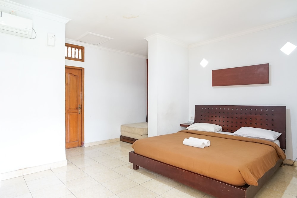 

Napoli - Legian Beach - Gemini Star Hotel