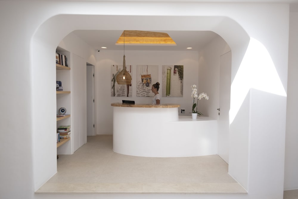 

Bologna - Kalo Livadi - Argo Hotel