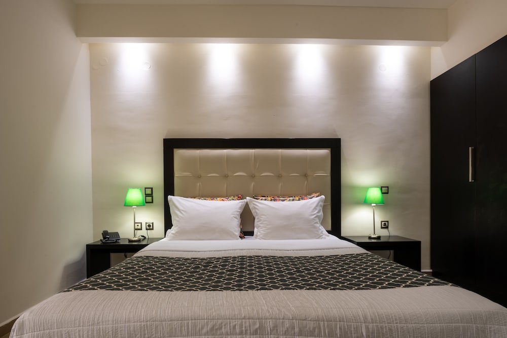 

Napoli - Milatos - Angela Suites Boutique Hotel