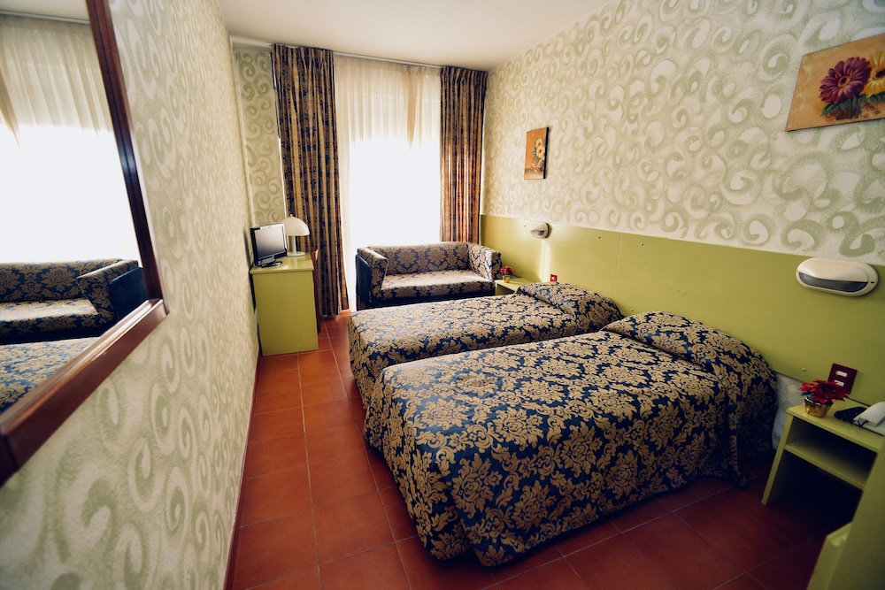 

Cagliari - Fiesole - Hotel Corolle
