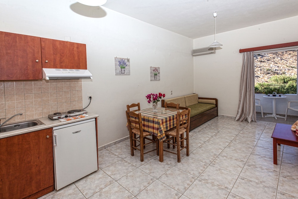 

Bologna - Plakias - Ammoudi Hotel