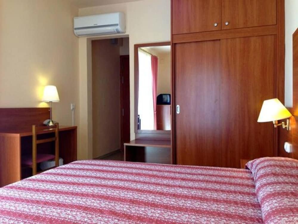 

Napoli - L'Estartit - Hotel Nereida