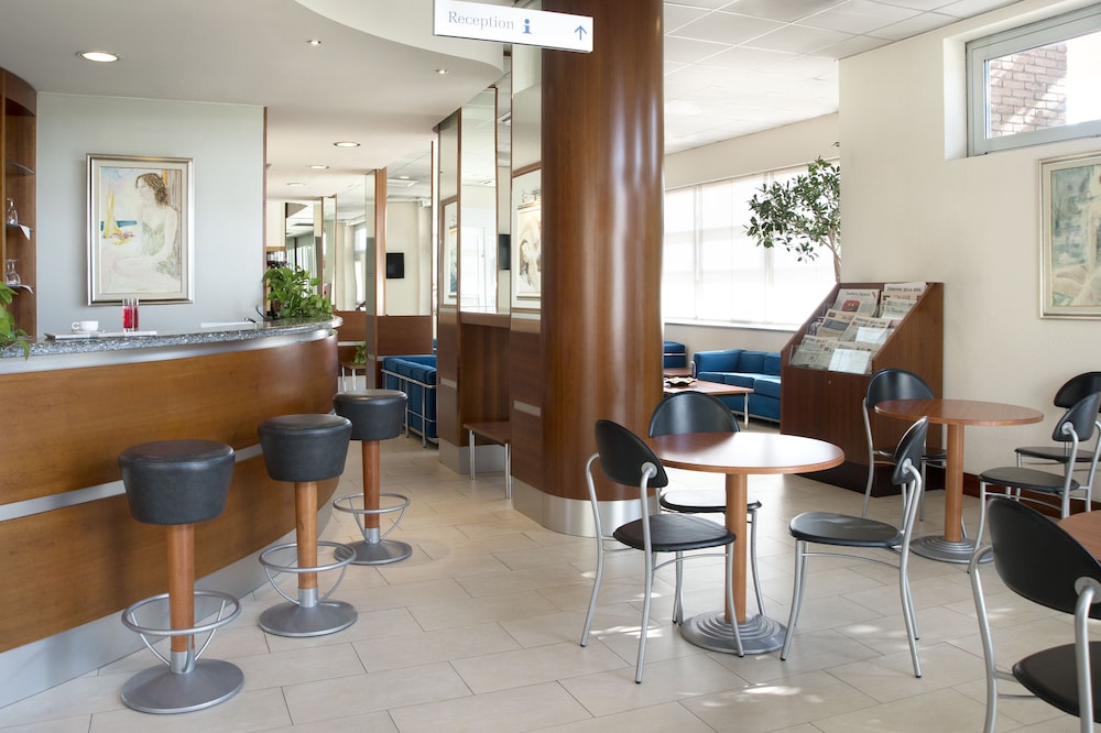 

Roma - Monza - Hotel Re