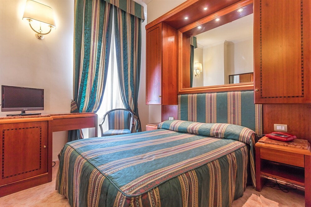 

Lamezia Terme - Roma - Raeli Hotel Lux