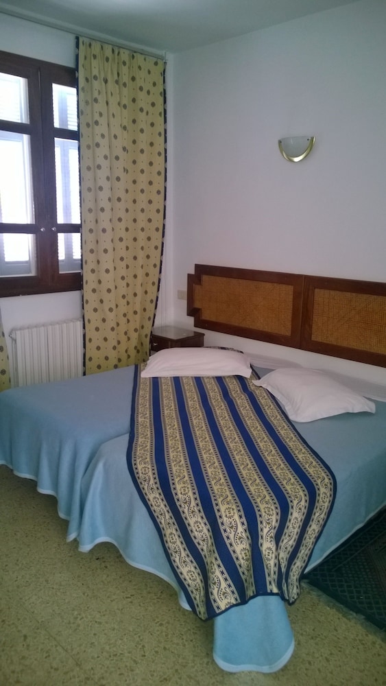 

Venezia - Tunisi - Hôtel L´Excellence