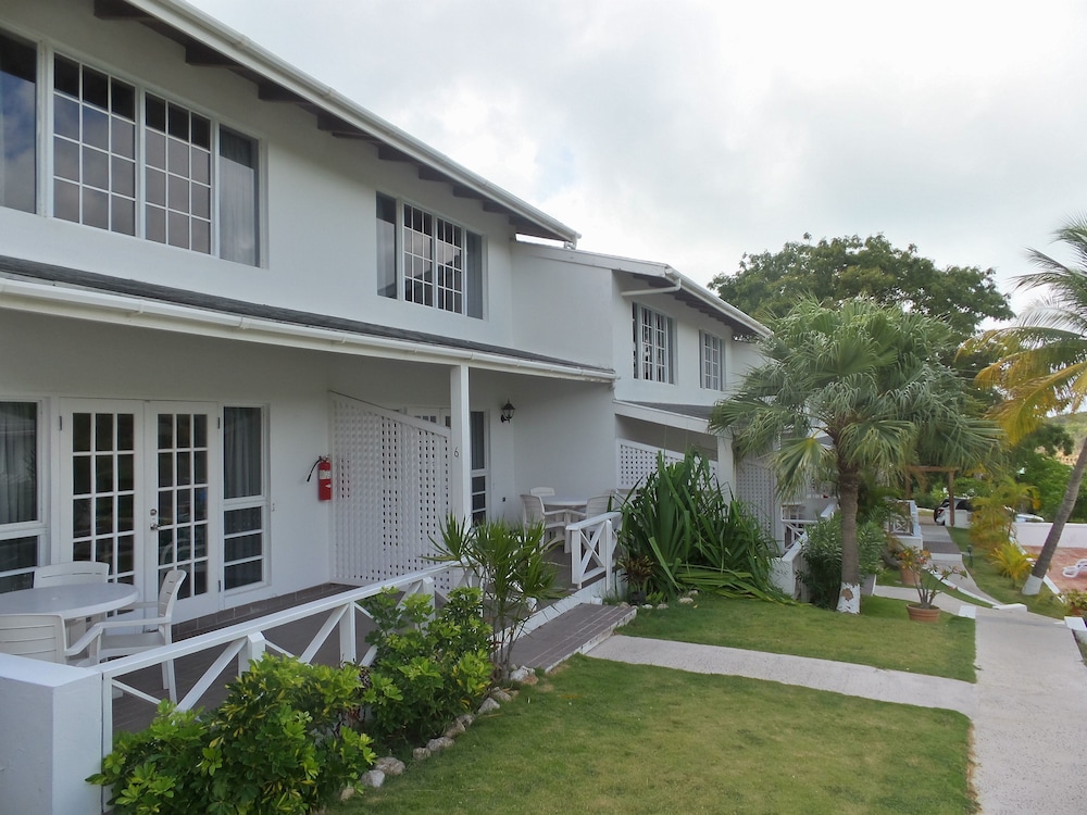 

Venezia - St. John's - Dickenson Bay Cottages