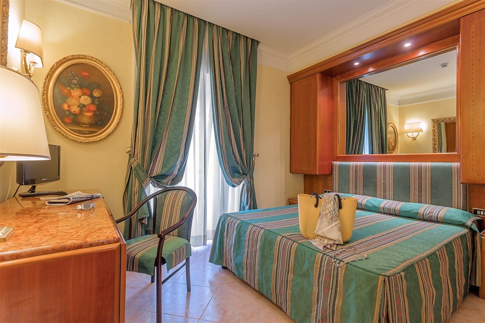 

Lamezia Terme - Roma - Raeli Hotel Luce