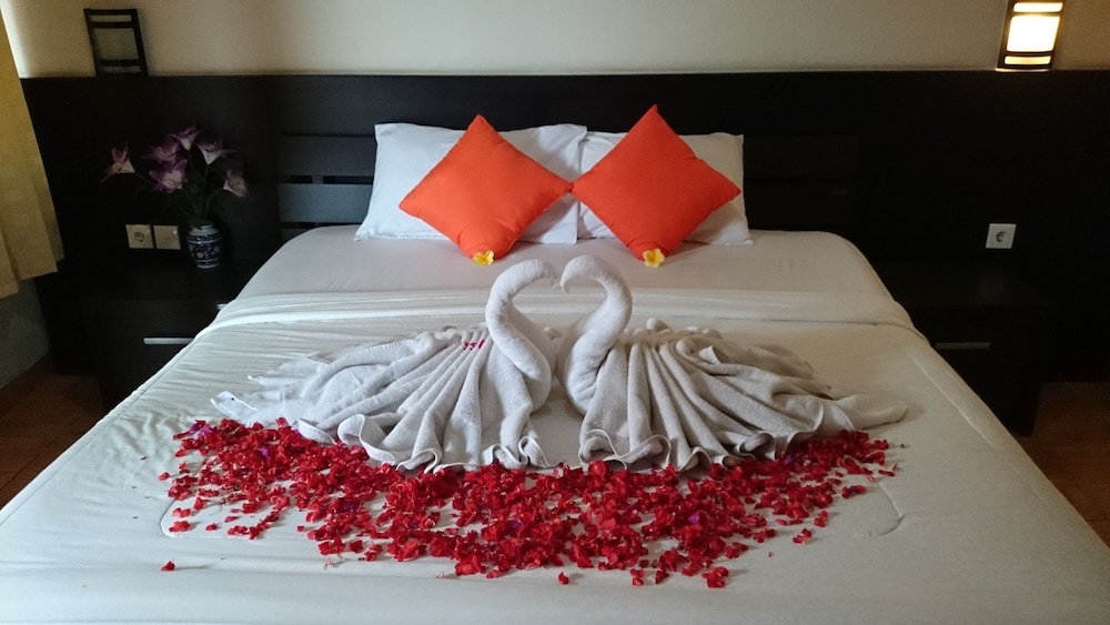 

Catania - Kuta - Bali - Agus Beach Inn