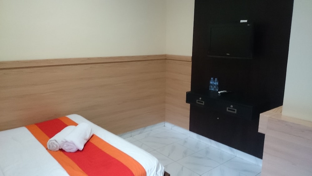 

Verona - Legian Beach - Agus Beach Inn