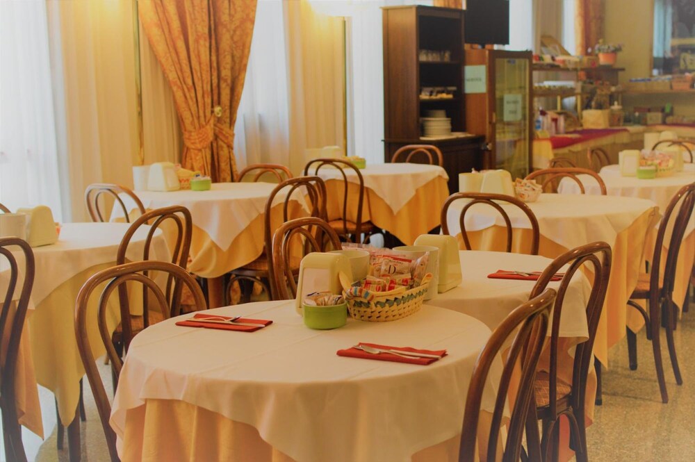 

Cagliari - Abano Terme - Hotel Donatello